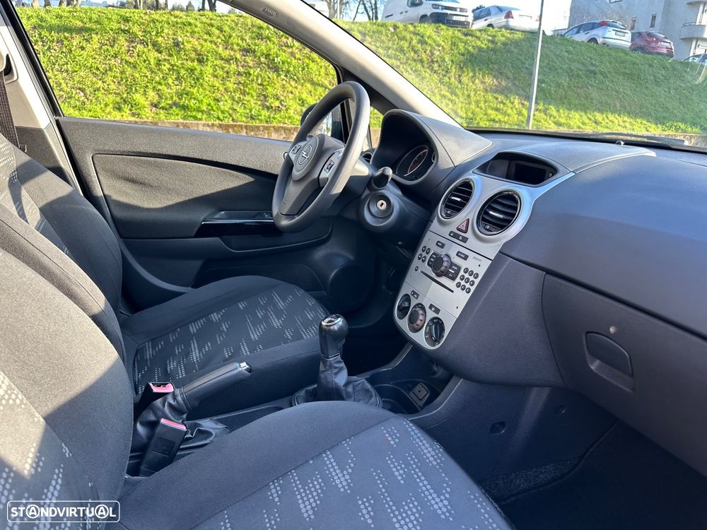 Opel Corsa - 31