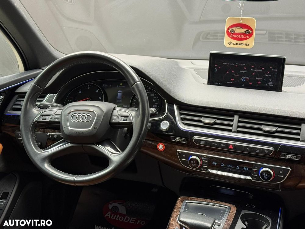 Audi Q7 - 8