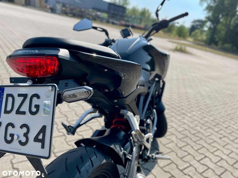 Honda CB - 14