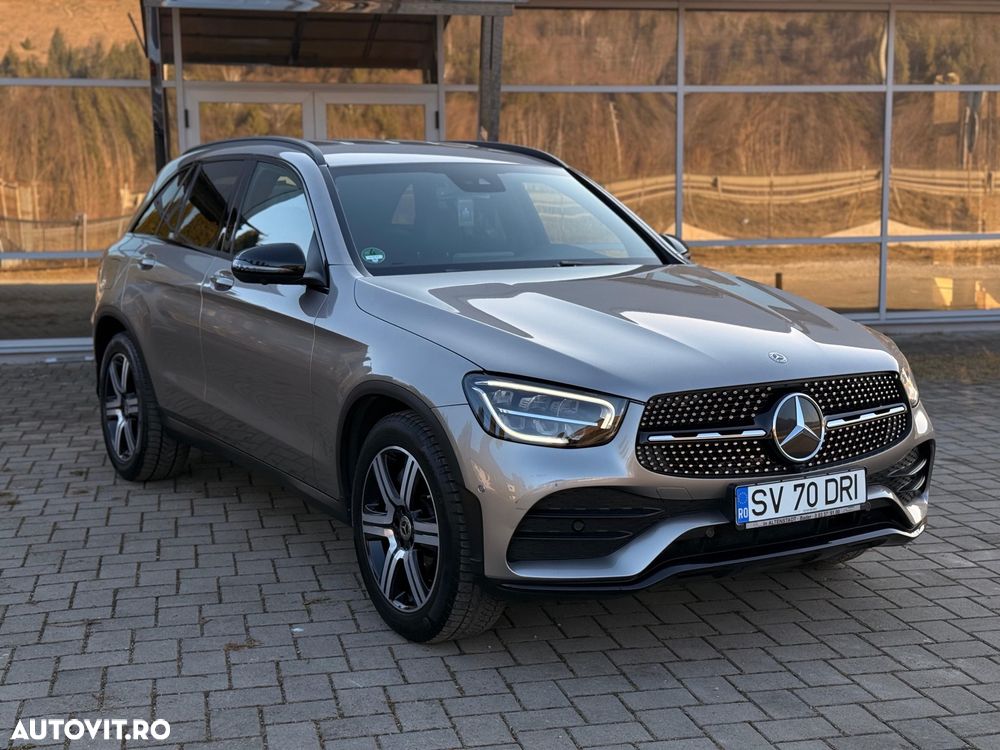 Mercedes-Benz GLC 220 d 4MATIC 9G-TRONIC AMG Line - 2