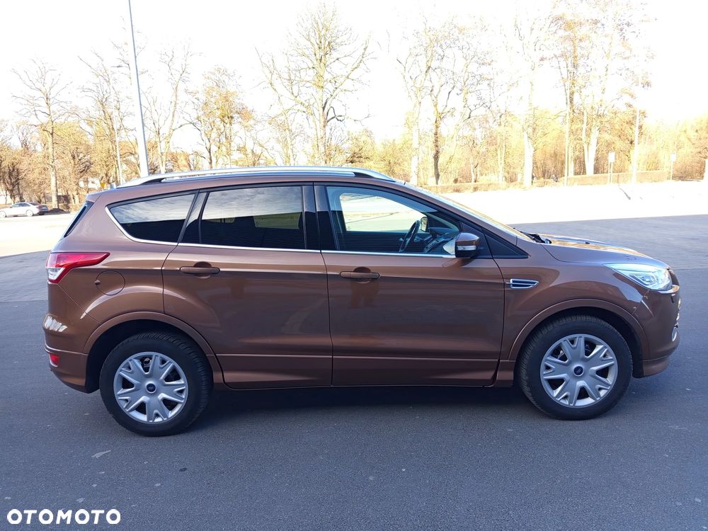 Ford Kuga 2.0 TDCi 4WD Titanium - 4