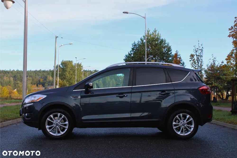 Ford Kuga 2.0 TDCi 2x4 Titanium - 7