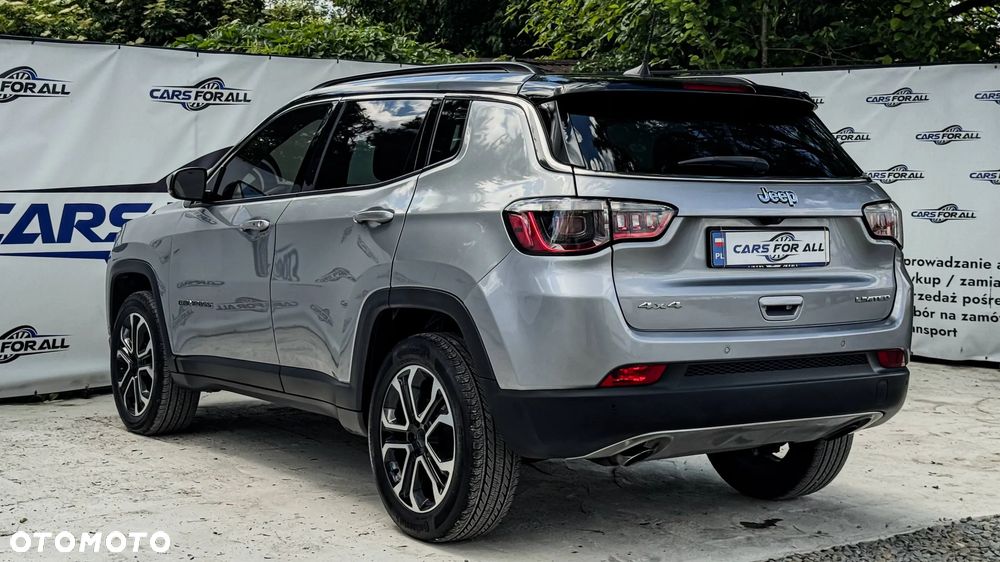 Jeep Compass - 4