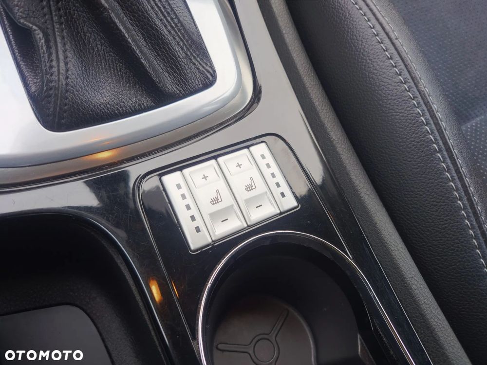 Ford Mondeo 2.0 TDCi Ghia - 13