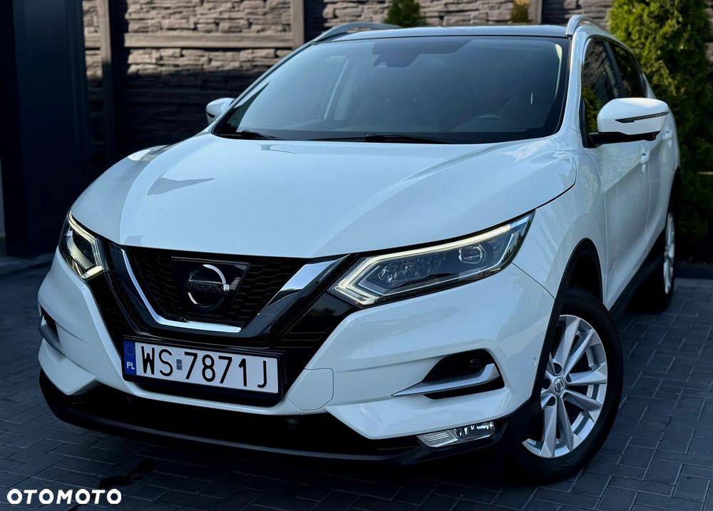 Nissan Qashqai 1.6 DIG-T Tekna - 1