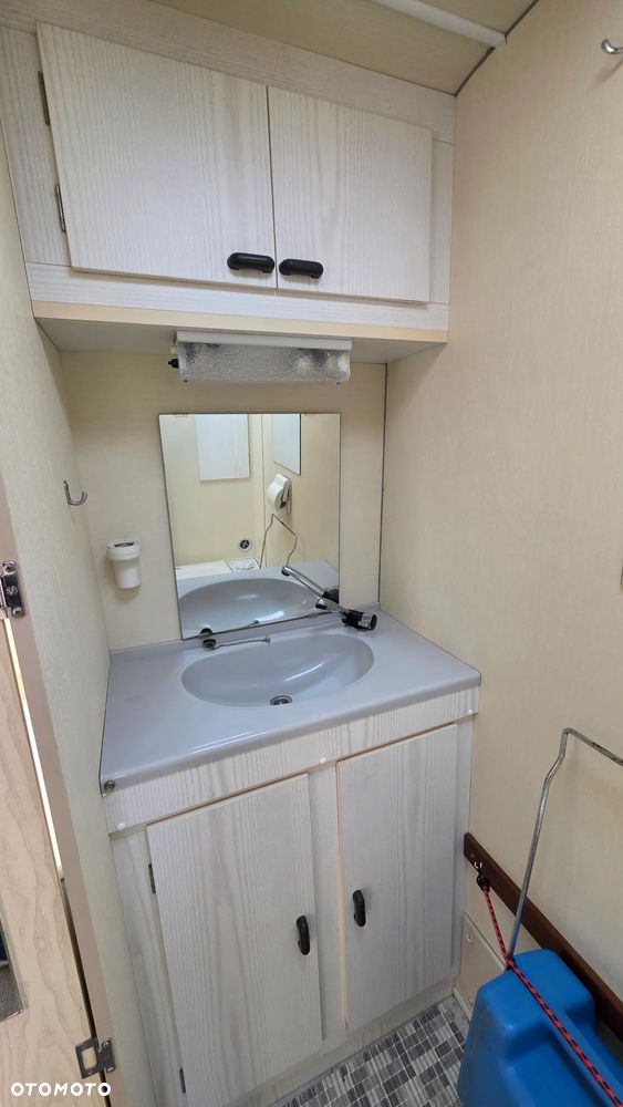 Avento Premier 425 TL Luxe - 12