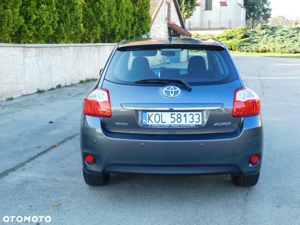 Toyota Auris 1.6 Executive - 7