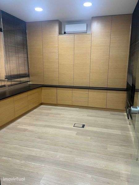 Arrenda-se Escritório - Grande imagem: 4/5