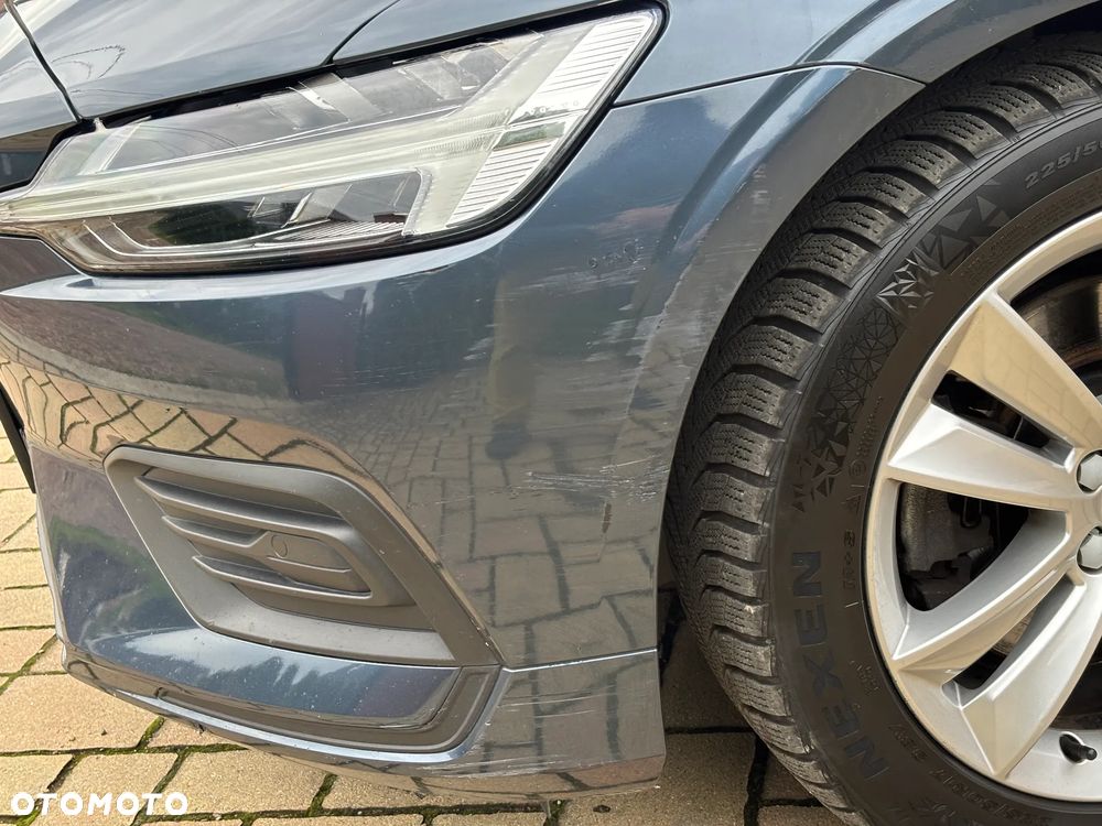 Volvo V60 B4 D Momentum - 21