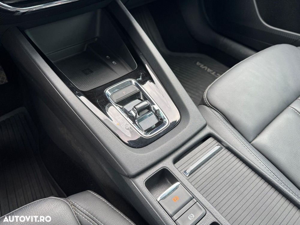 Skoda Octavia 2.0 TDI DSG Style - 10