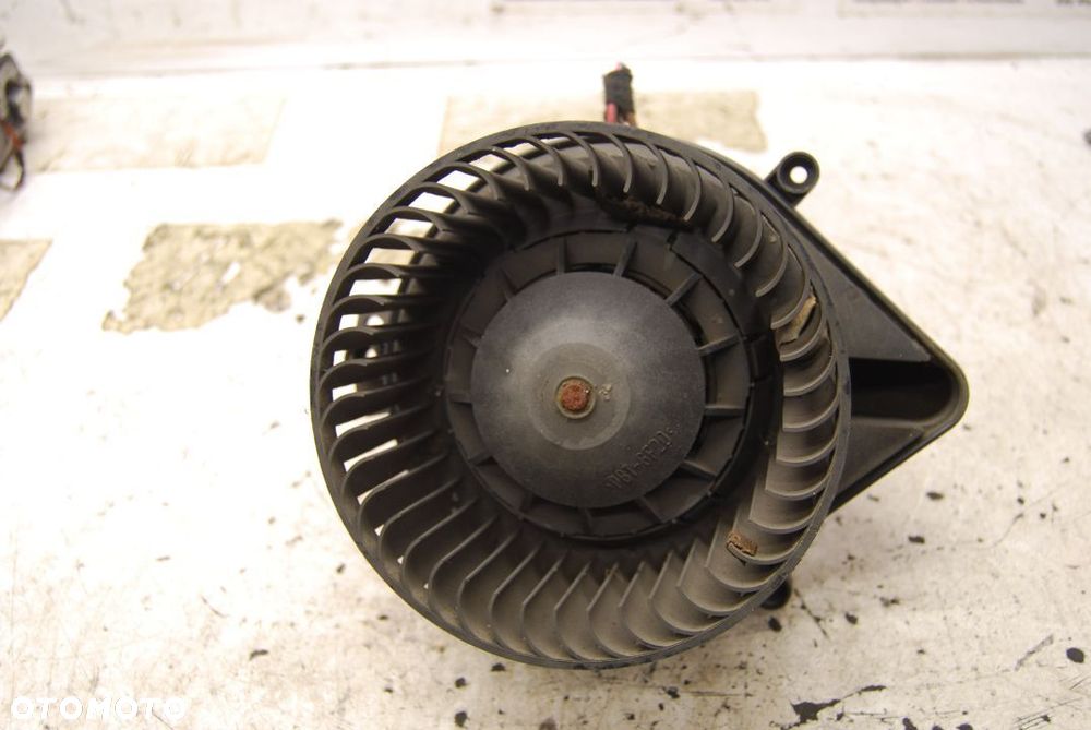 WENTYLATOR NAWIEWU 8E1820021E AUDI A4 B6 B7 8E1820021B 8E1820021A - 1