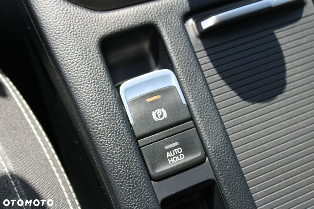 Volkswagen Passat - 29