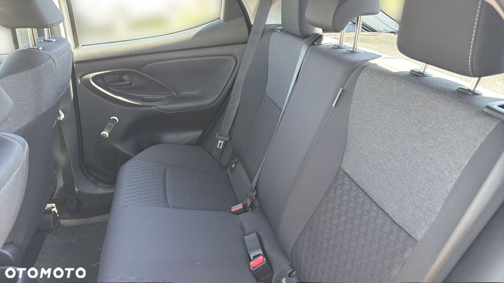 Toyota Yaris - 14