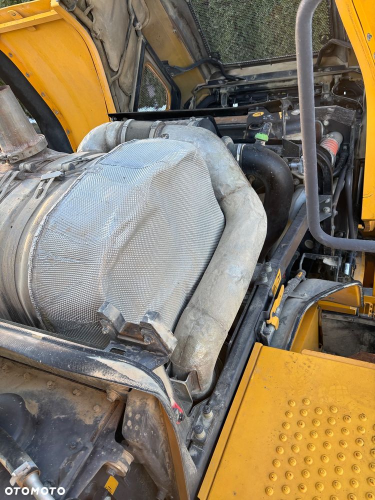 Volvo L150H rok 2016, 26ton, 4,2m3 opony 70%, bdb - 33