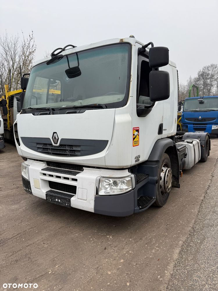 Renault Premium - 1