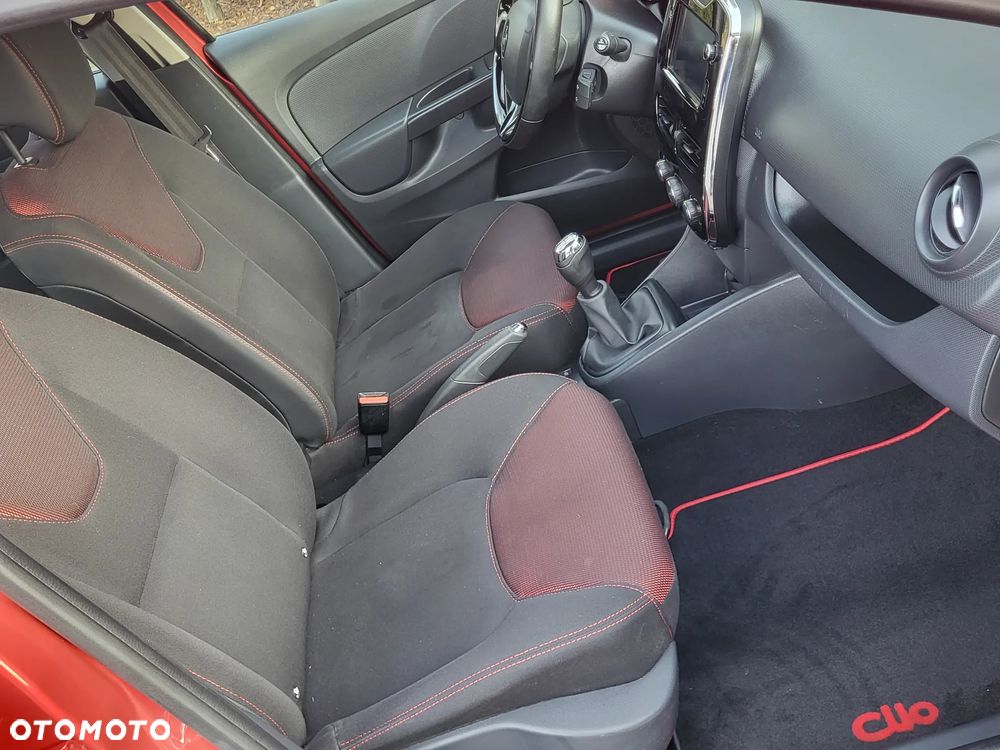 Renault Clio 1.2 16V 75 LIMITED - 24