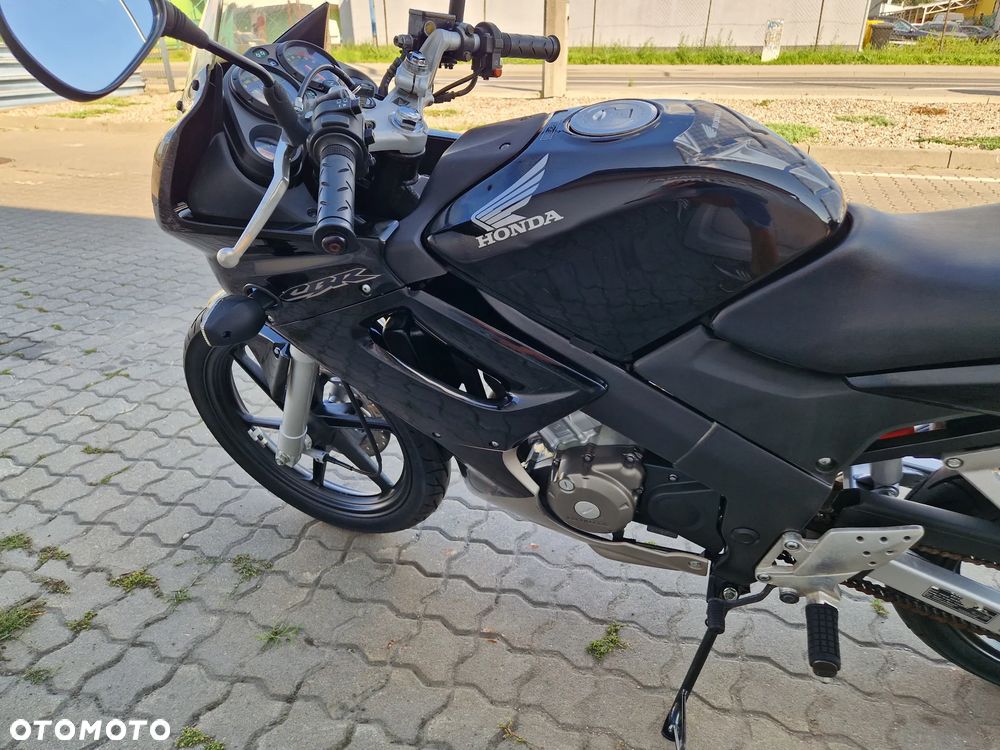 Honda CBR - 16