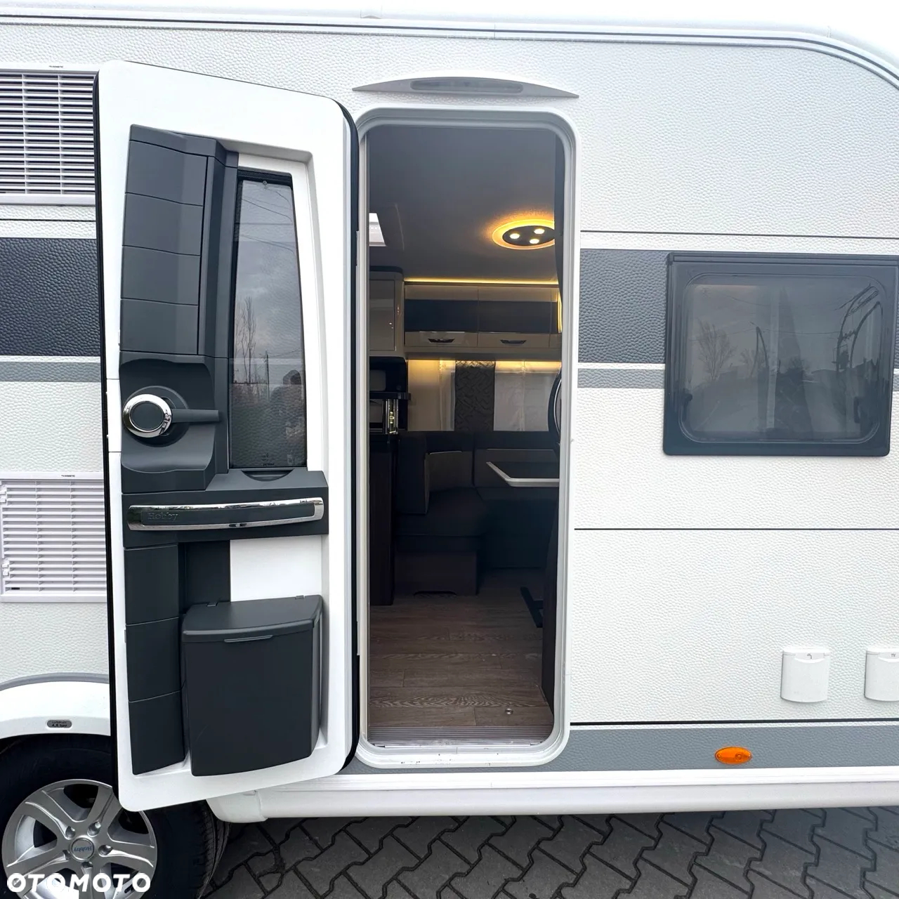 Hobby 560 FC Prestige - 9