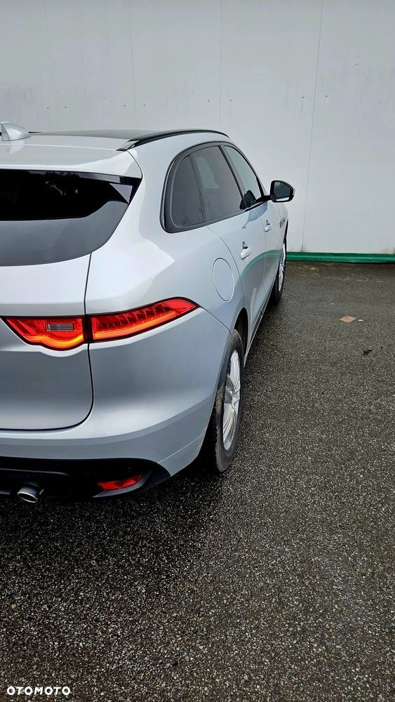 Jaguar F-Pace 2.0 i4D AWD R-Sport - 14