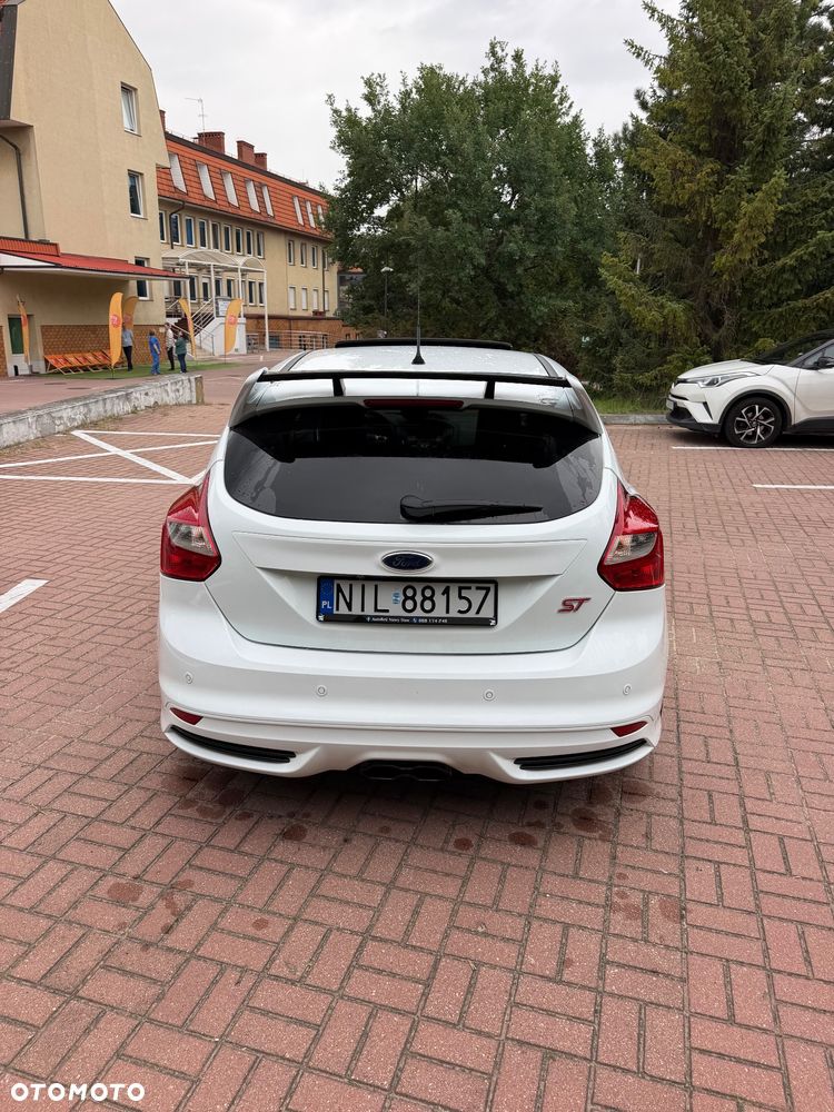 Ford Focus 2.0 EcoBoost ST - 4