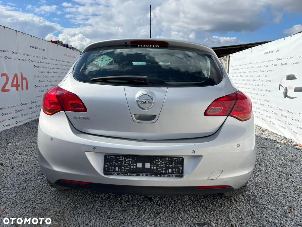 Opel Astra 1.6 - 6