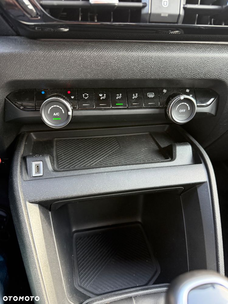 Citroën C4 PureTech 100 Stop&Start LIVE - 13