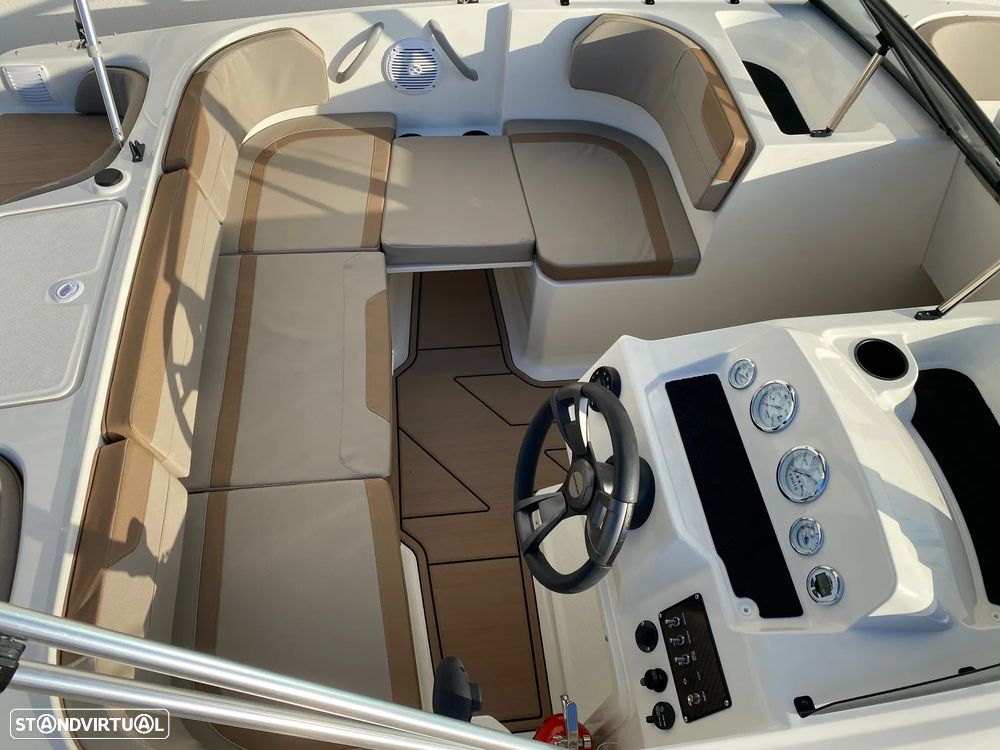 Quicksilver 525 Axess - 16