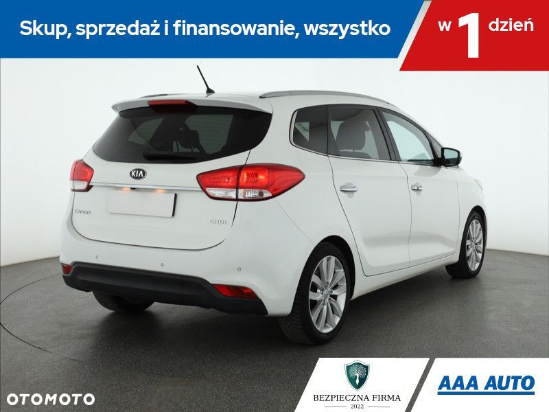 Kia Carens - 6