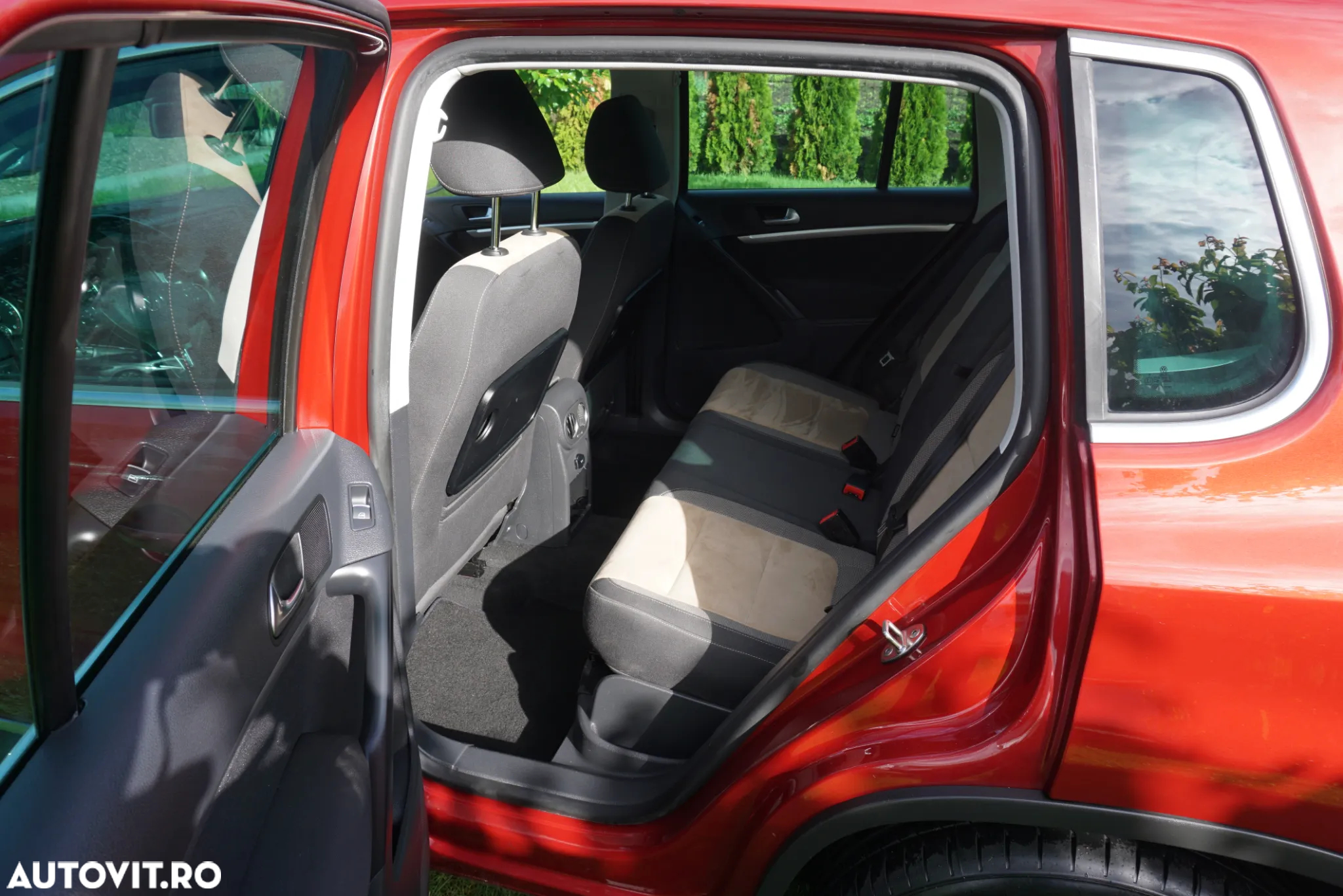 Volkswagen Tiguan 2.0 TDI DPF 4Motion BlueMotion Technology DSG Exclusive - 8