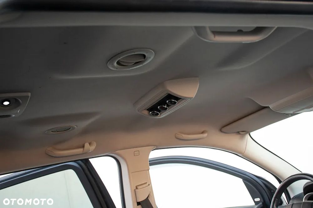 Fiat Freemont 2.0 Multijet 16V DPF Automatik Allrad Black Code - 27