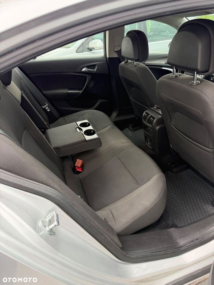 Opel Insignia 2.0 T Sport - 12