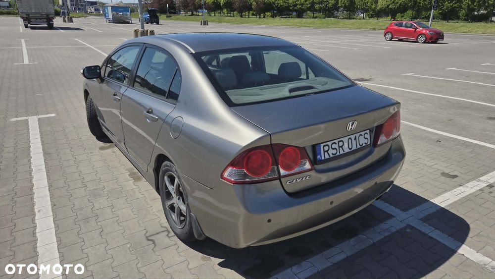 Honda Civic 1.8 Comfort - 5