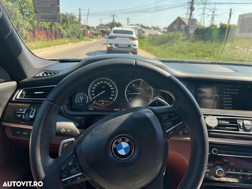 BMW Seria 7 740d xDrive - 4