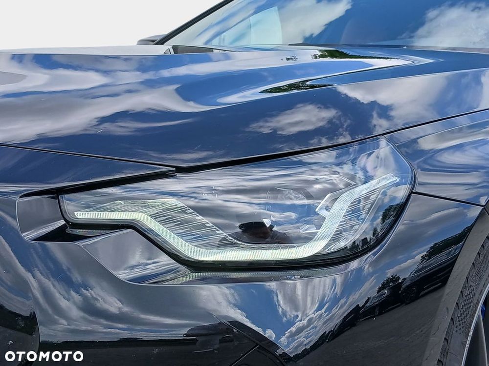 BMW Seria 2 M240i - 11
