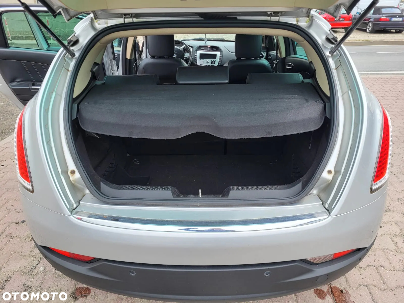 Lancia Delta 1.6 MJ Argento - 25