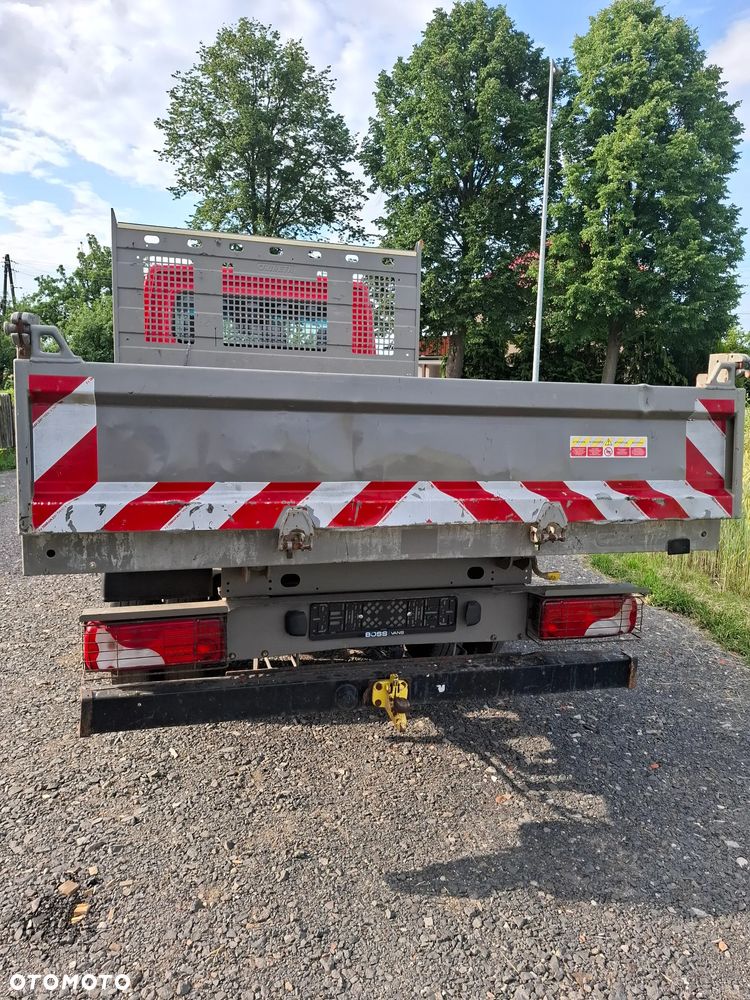 Mercedes-Benz Spriner - 20