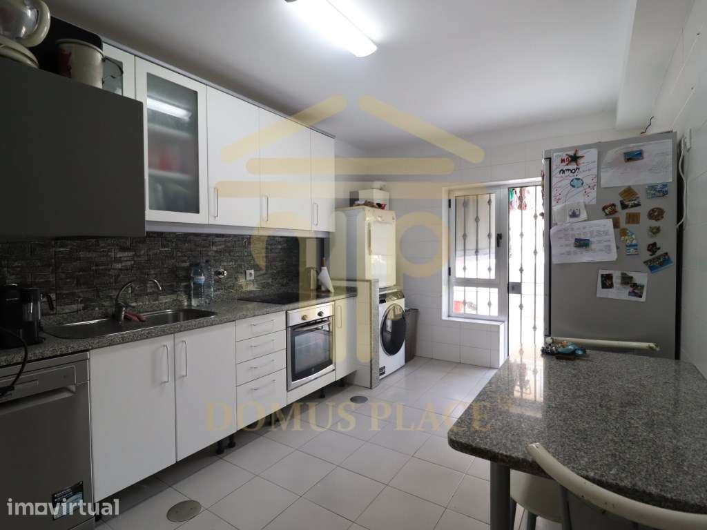 Apartamento T3 no Castelo da Maia com Terraço, 3 Frentes e Lugar de... - Grande imagem: 4/55