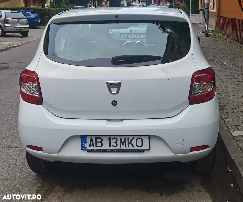 Dacia Sandero 1.2 Laureate - 3
