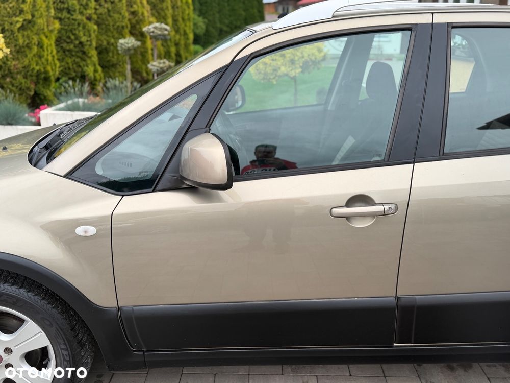 Fiat Sedici 1.6 16V 4x4 Luxury - 31