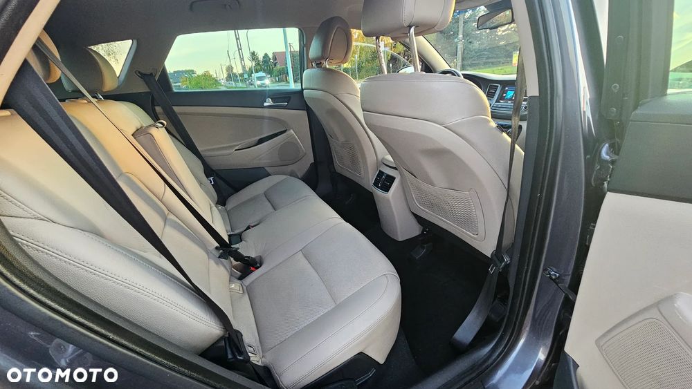 Hyundai Tucson blue 1.6 GDi 2WD Navi - 3