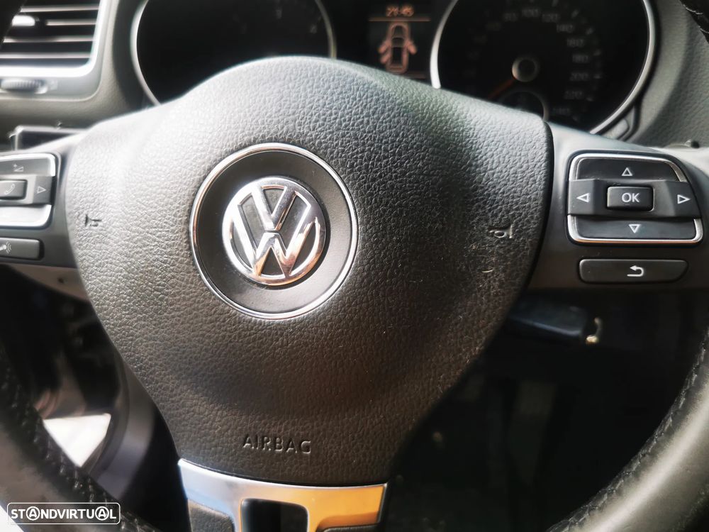 VW Golf 1.6 TDi Confortline - 19