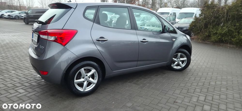Hyundai ix20 1.4 blue Passion - 16