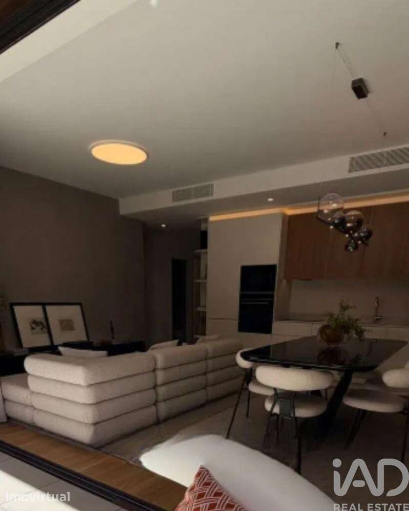 Apartamento T2 em Santa Marinha E São Pedro Da Afurada de 96,00 m2 - Grande imagem: 2/23