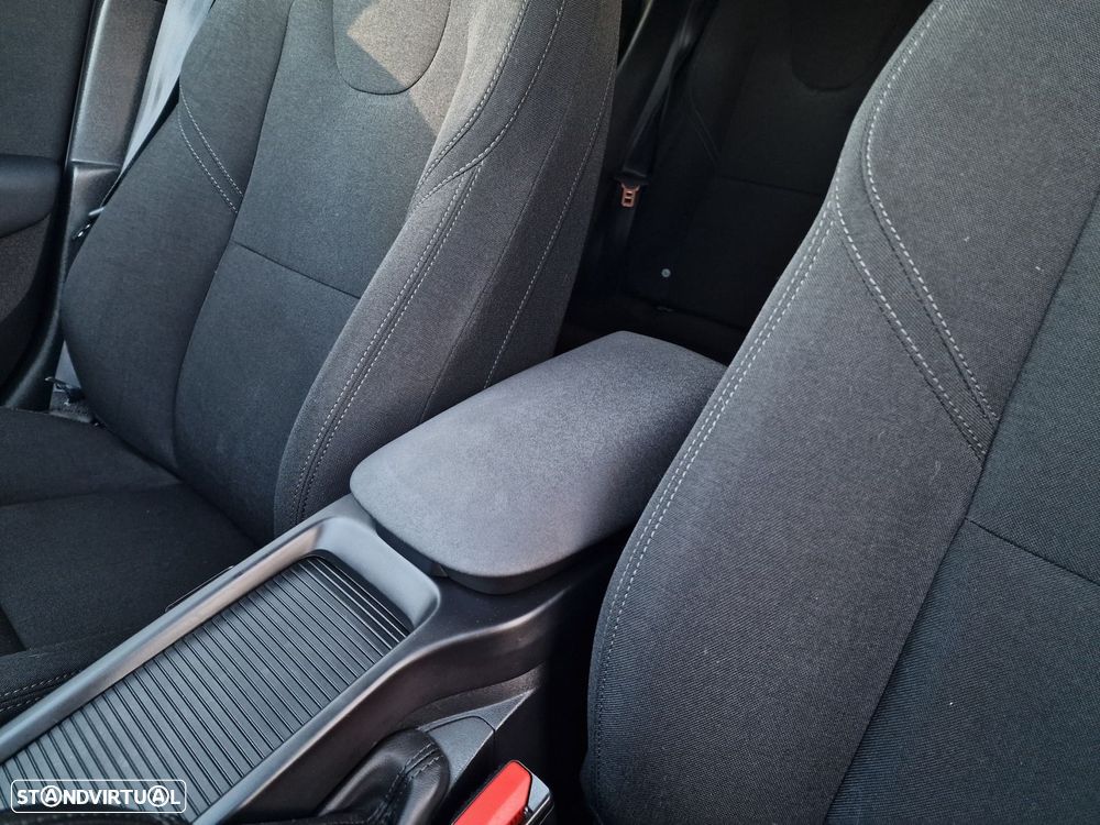 Volvo V40 Cross Country 2.0 D3 - 12