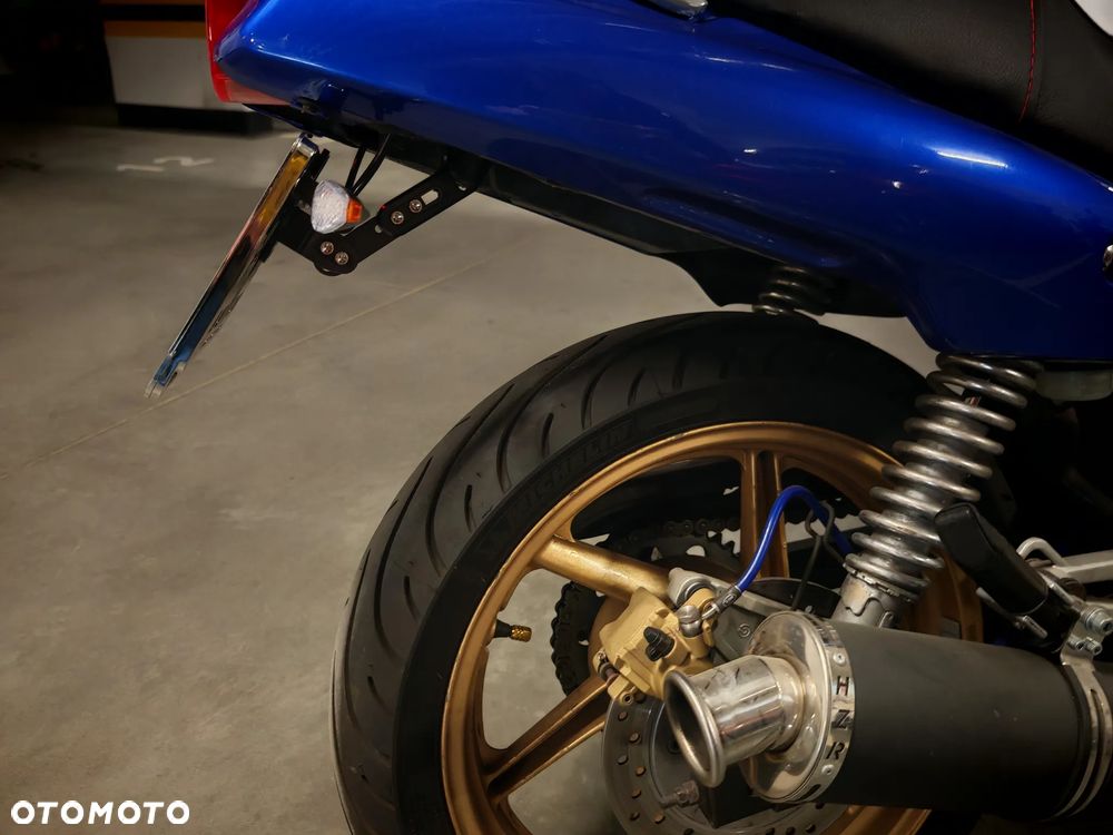 Honda CB - 8