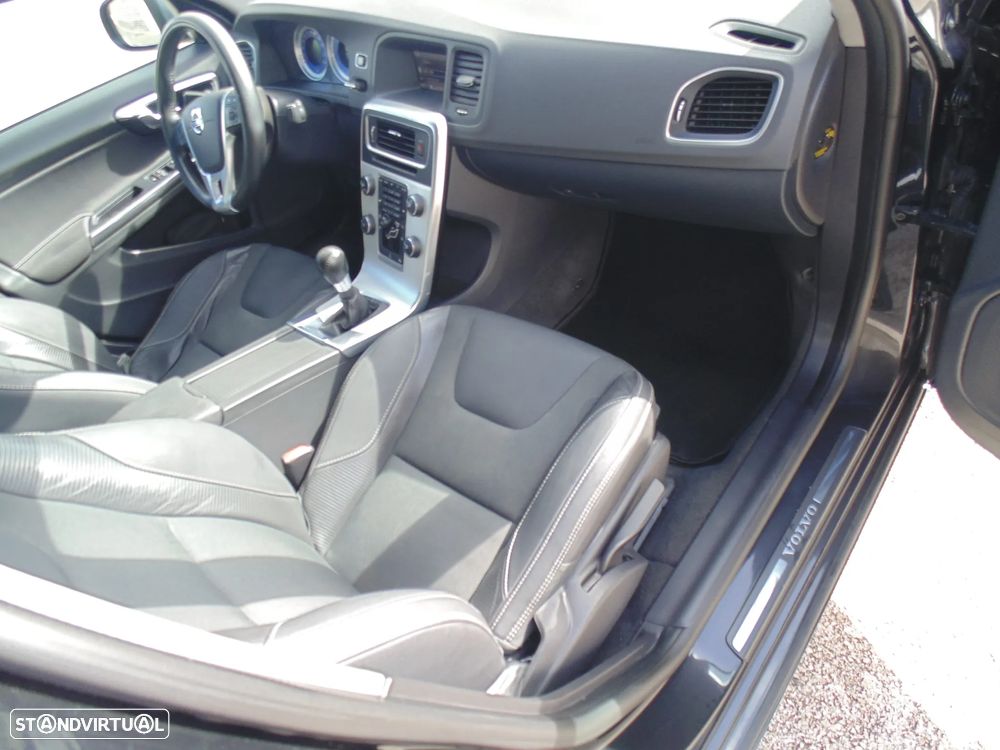 Volvo S60 1.6 D2 Drive R-Design Start/Stop - 20