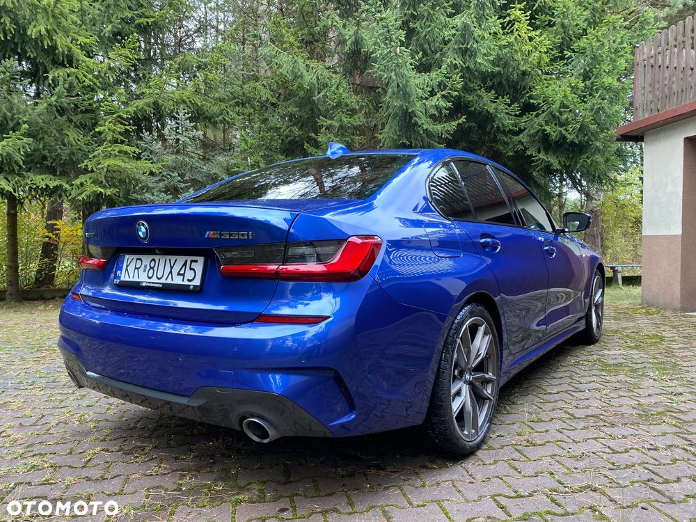BMW Seria 3 330i xDrive M Sport - 3