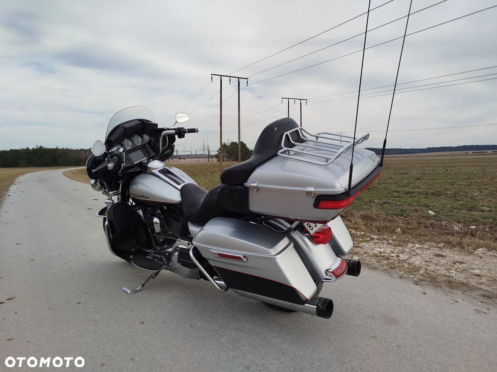Harley-Davidson FLHTCU Ultra - 5