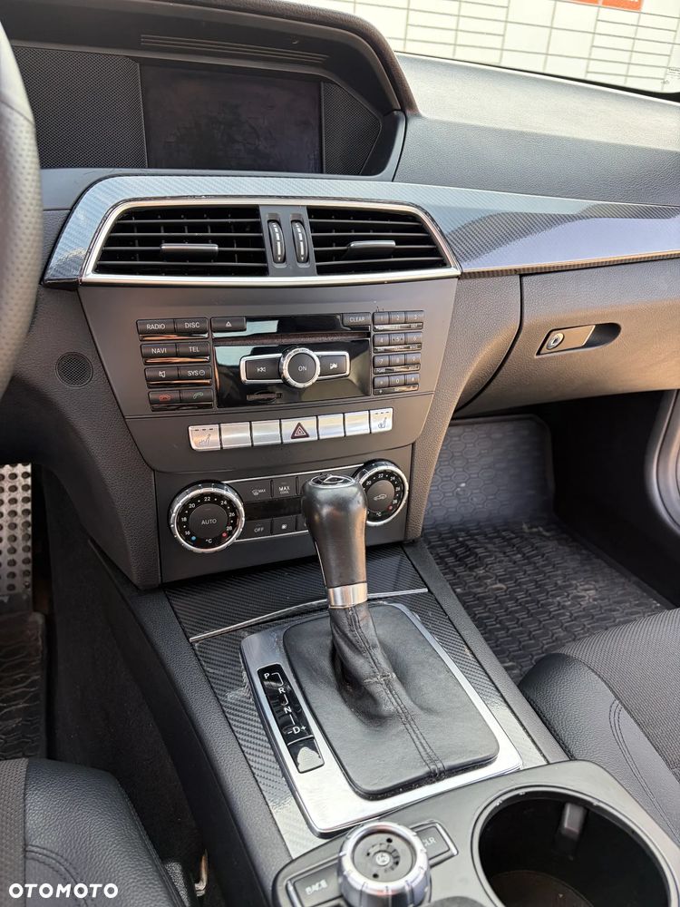 Mercedes-Benz Klasa C 250 (BlueEFFICIENCY) 7G-TRONIC - 23