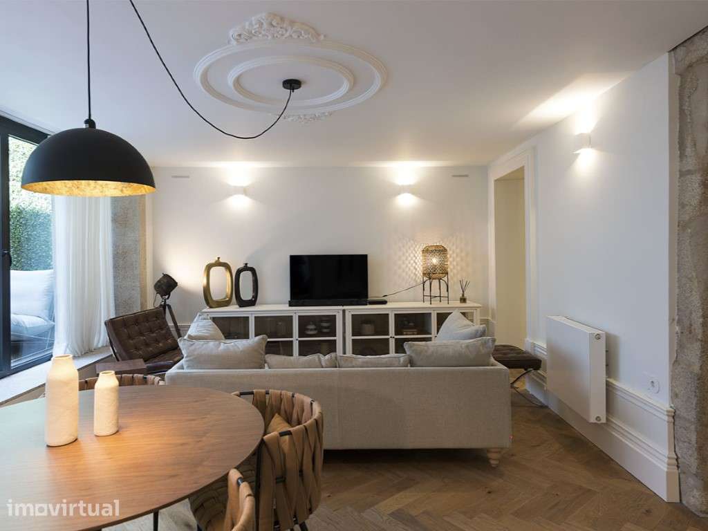 Exclusivo apartamento T2 inserido num edifício de charme na Baixa d... - Grande imagem: 3/21